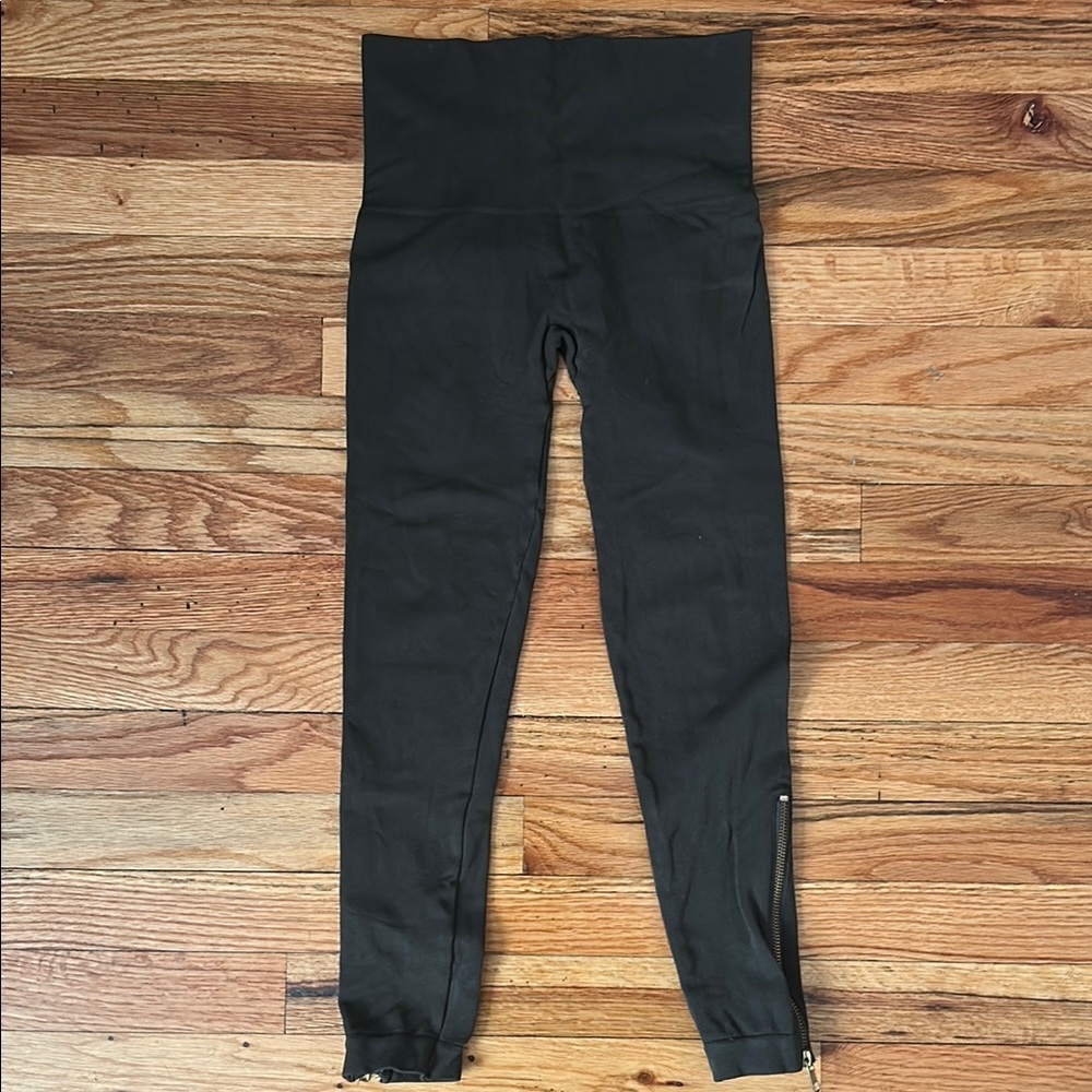 SPANX Army Green High-Waisted Leggings